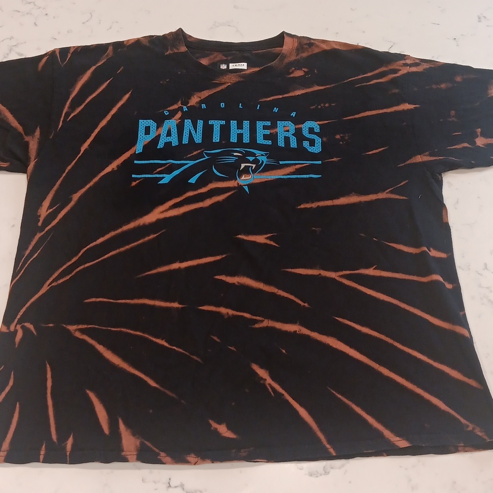 Distressed Carolina Panthers NFL t-shirt